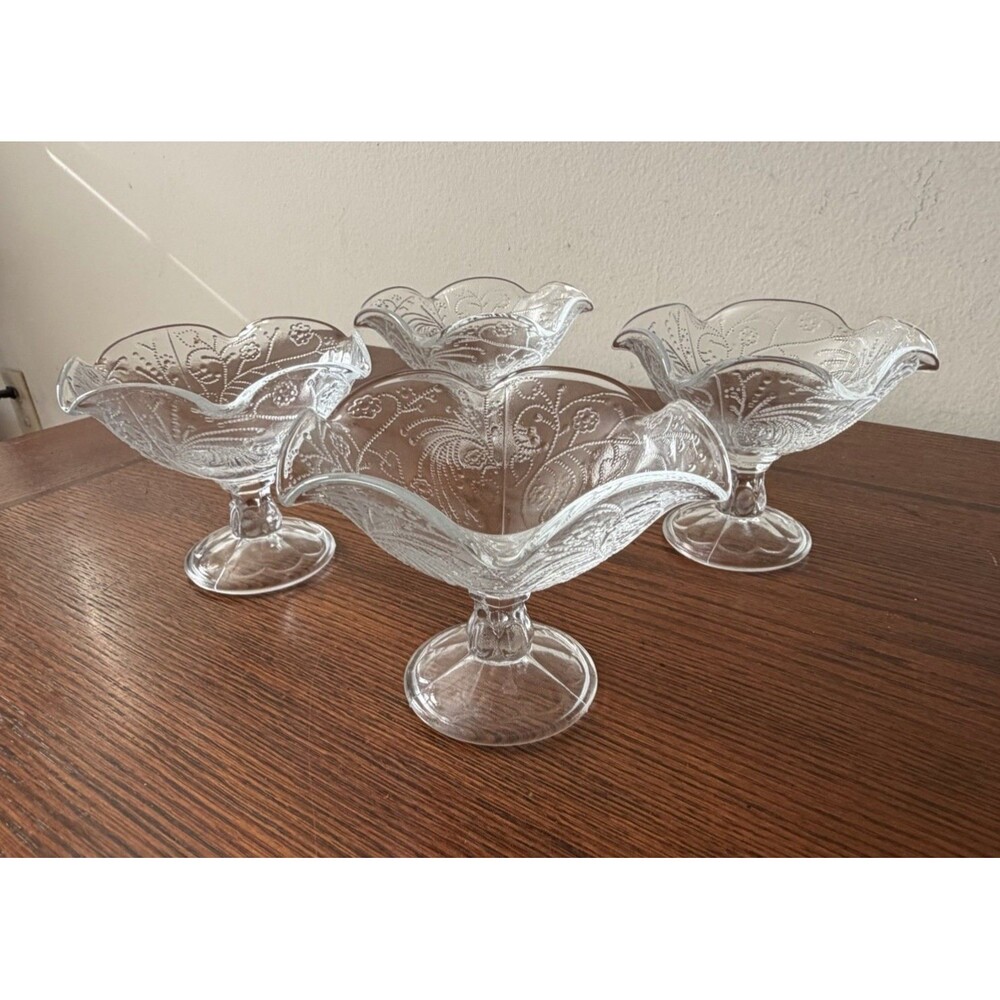 Southern Living At HOME 4 Victorian Style Glass Compote Dessert Bowls - EUC